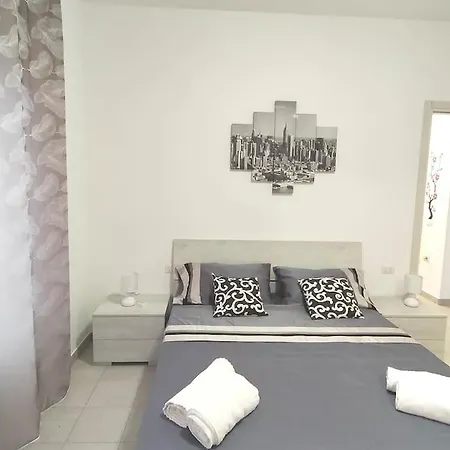 House Chiara Apartman SantʼAntìoco