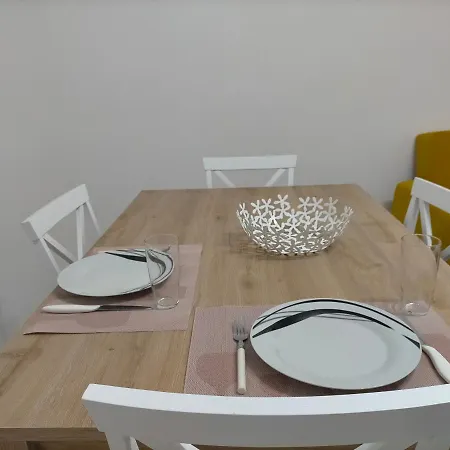 Apartment House Chiara *