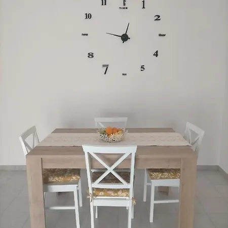 Apartment House Chiara